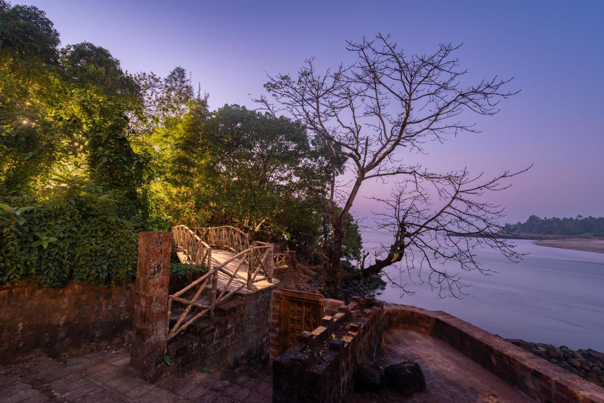 Saffronstays Athaang, Dapoli Ānjarle Exterior foto